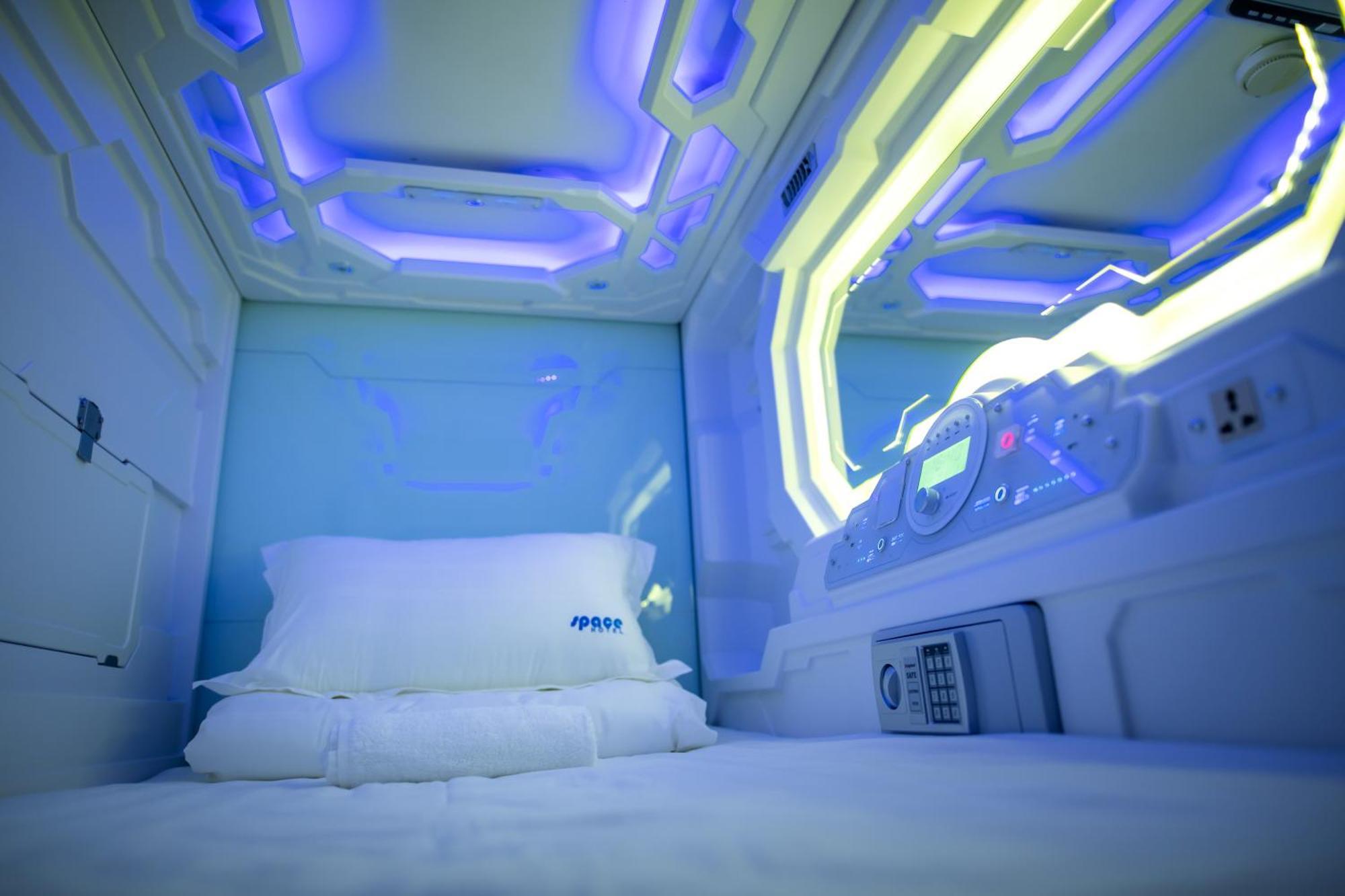 Space Kl Sentral Hotel kapsul *